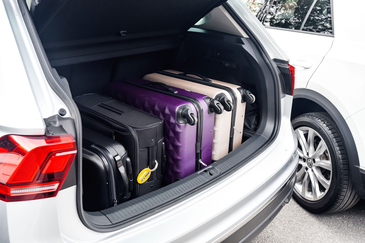 Loading luggage into vehicle