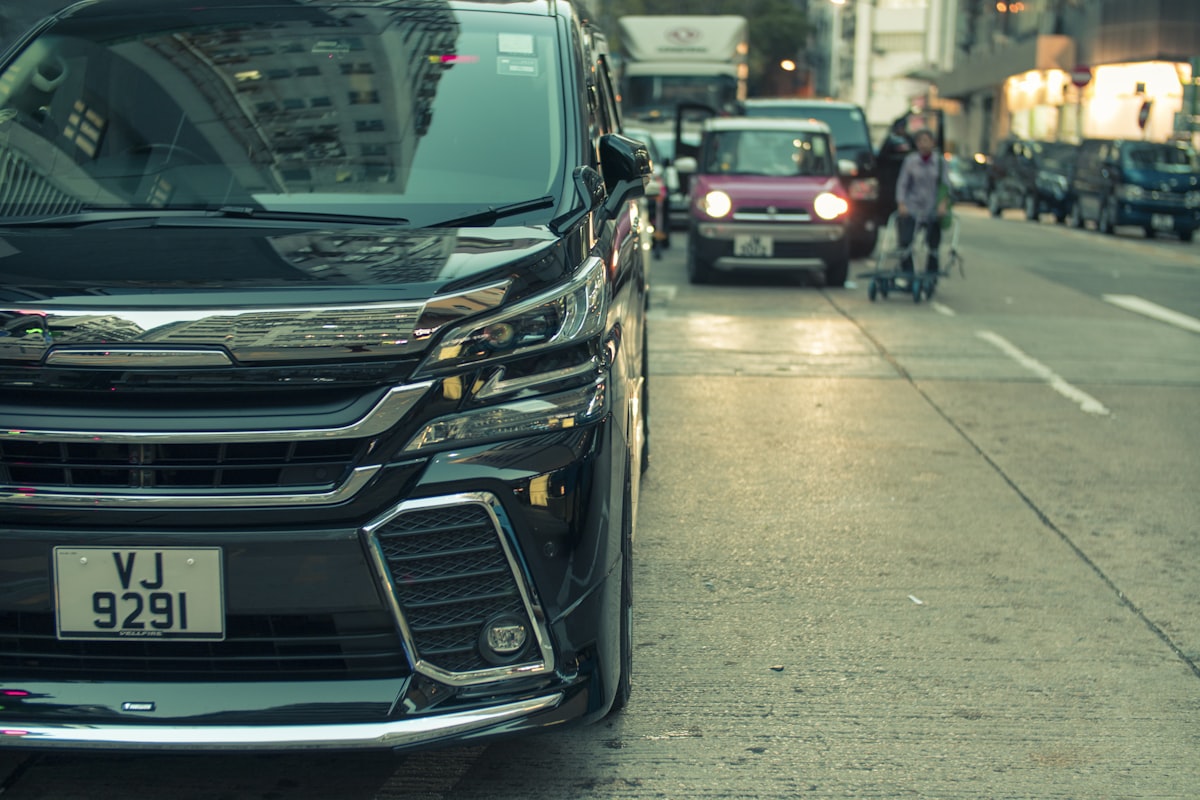 Toyota Alphard exterior